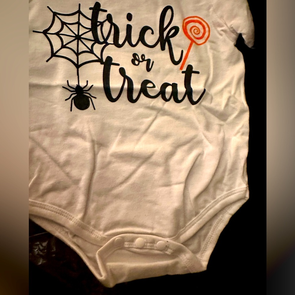 Baby Halloween onesies, 0-3 months